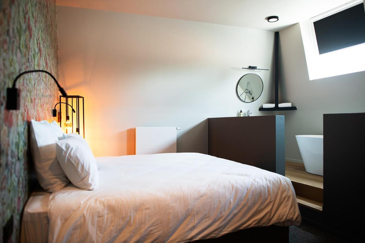 Hotel De La Poste Ellezelles Bagian luar foto