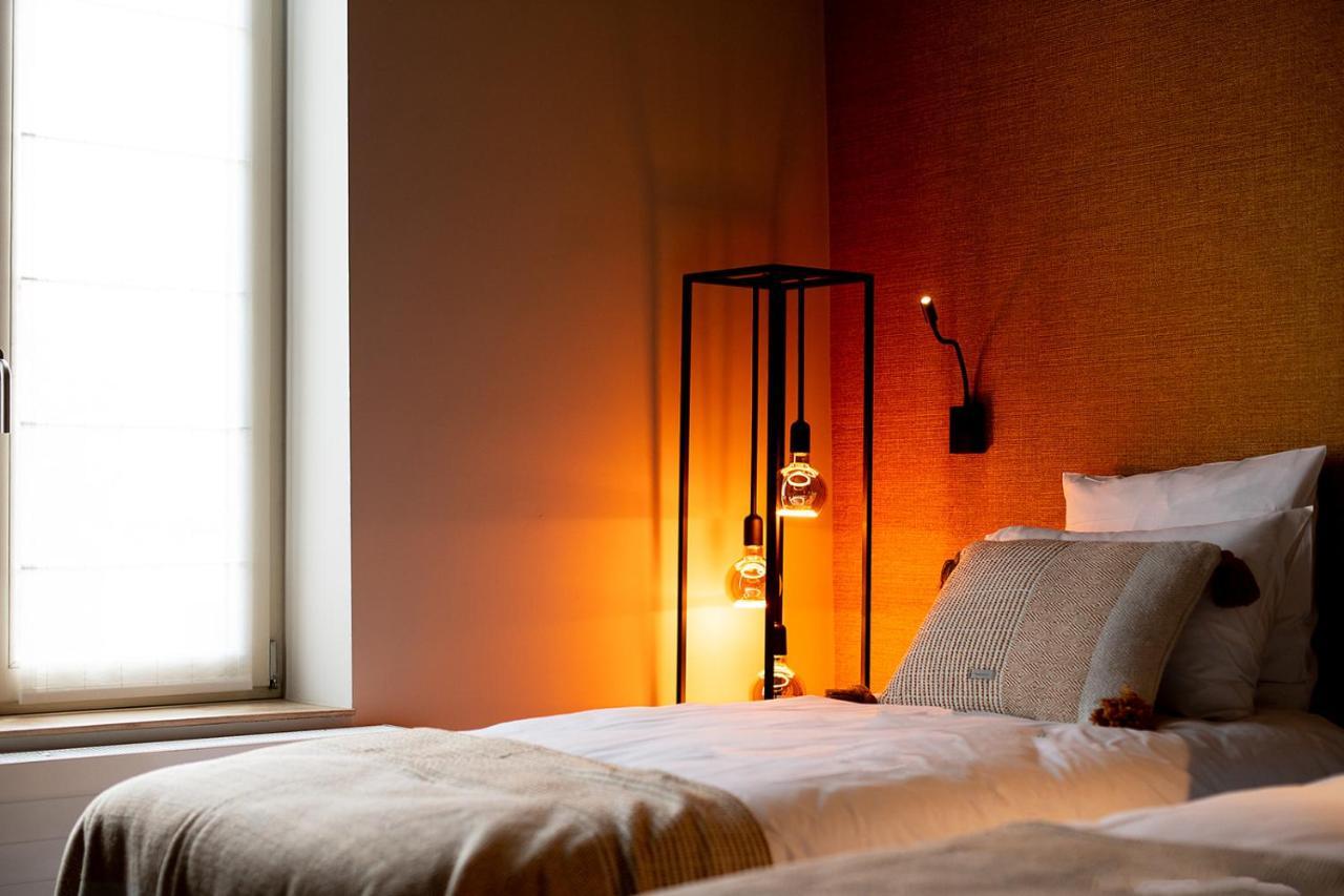 Hotel De La Poste Ellezelles Bagian luar foto